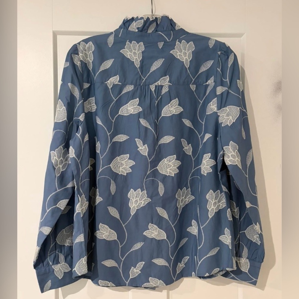 TALBOTS HYDE PARK BLOSSOM BLOUSE SIZE LARGE NWT! - Picture 4 of 5